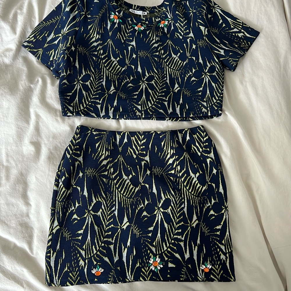 Zara 2 piece skirt set . Brand new , never worn, tags in place.